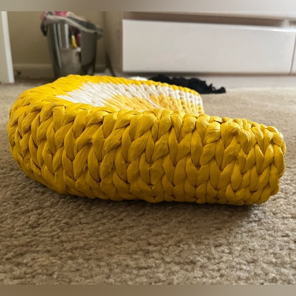 BNWOT Kate Spade lemon purse - Picture 3 of 6